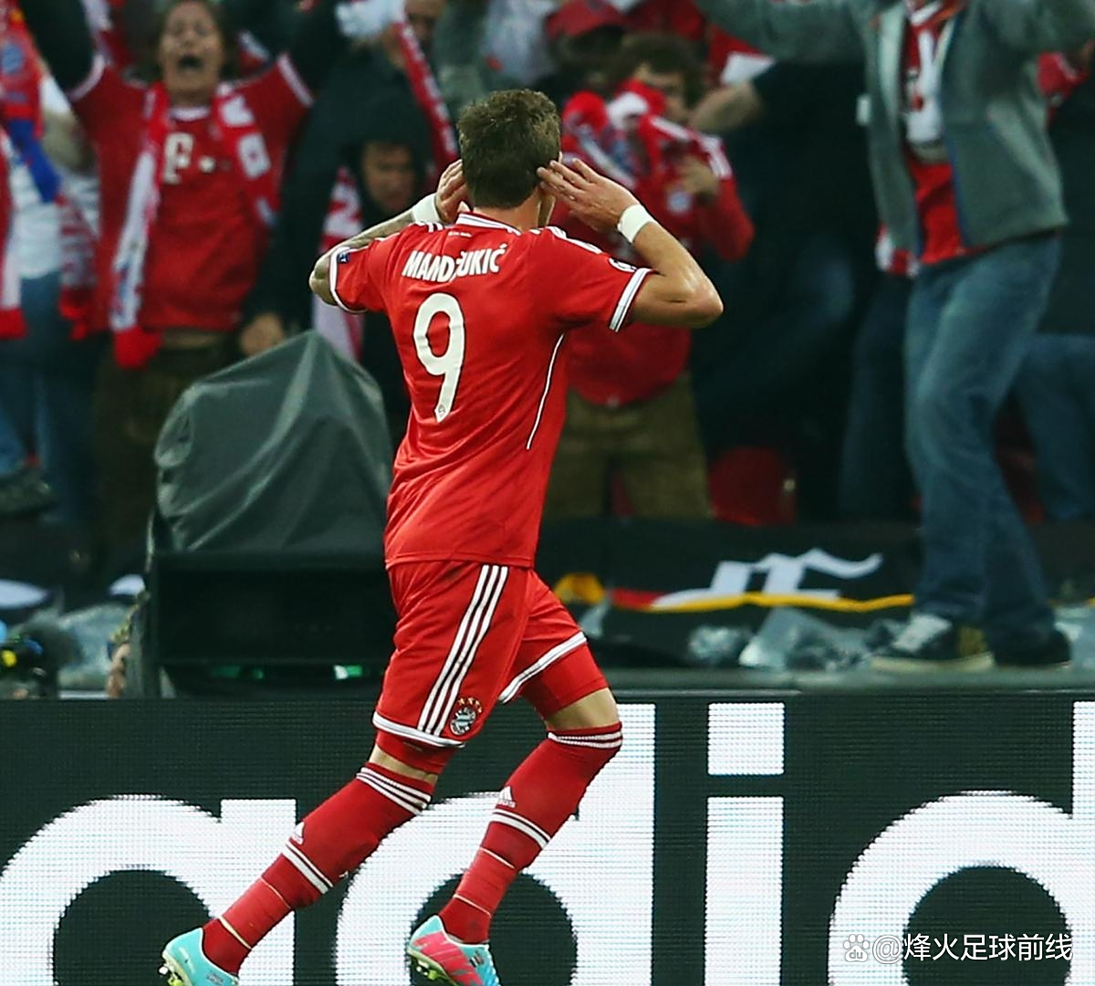 包含拜仁慕尼黑训练开放日，窗口期回应争议引欢呼，德国杯在即，球探报告显示潜力的词条-mk娱乐网站